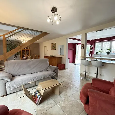 Isaac - Piscine Naturelle - Proche Boulerie Jump - 8p Hébergement de vacances Le Mans