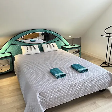 Isaac - Piscine Naturelle - Proche Boulerie Jump - 8p